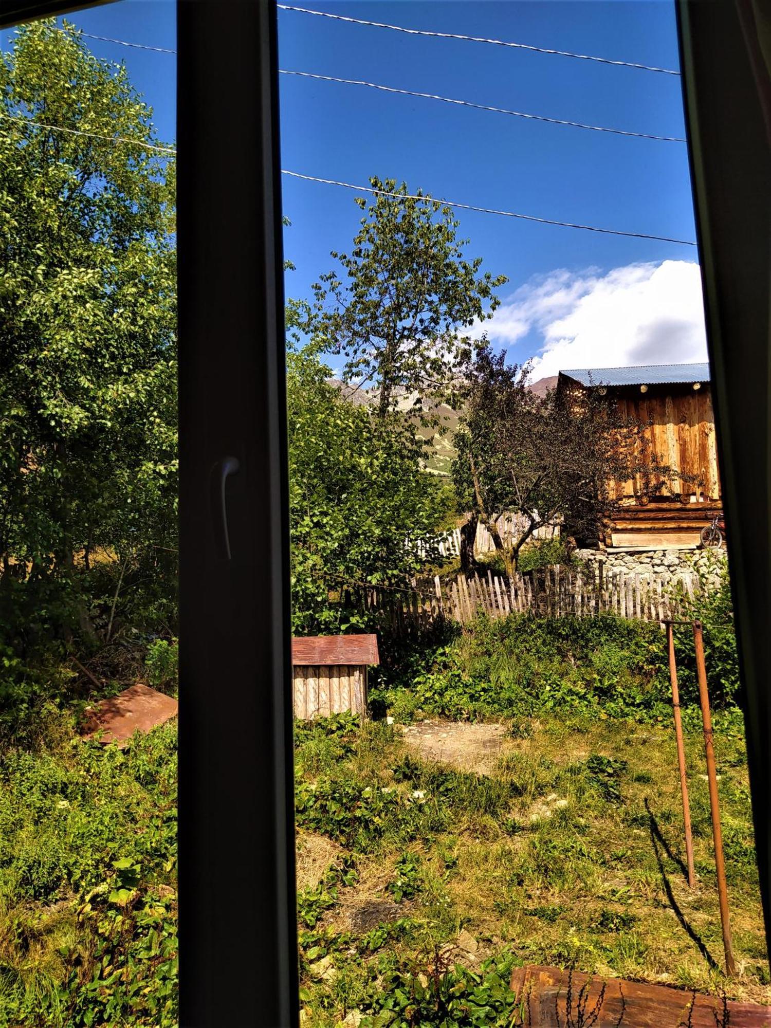 Gujejiani Guest House Mestia Zewnętrze zdjęcie