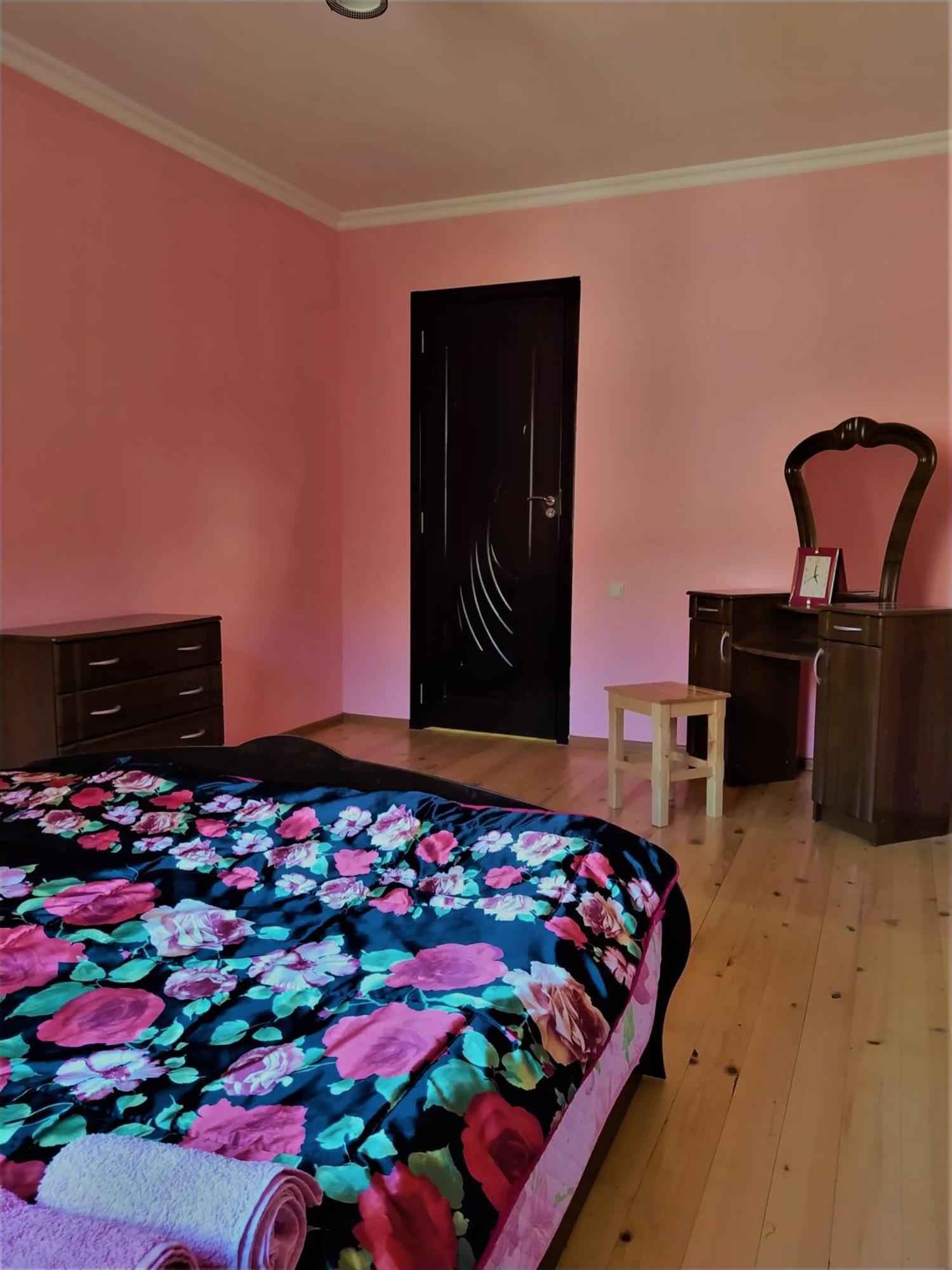Gujejiani Guest House Mestia Zewnętrze zdjęcie