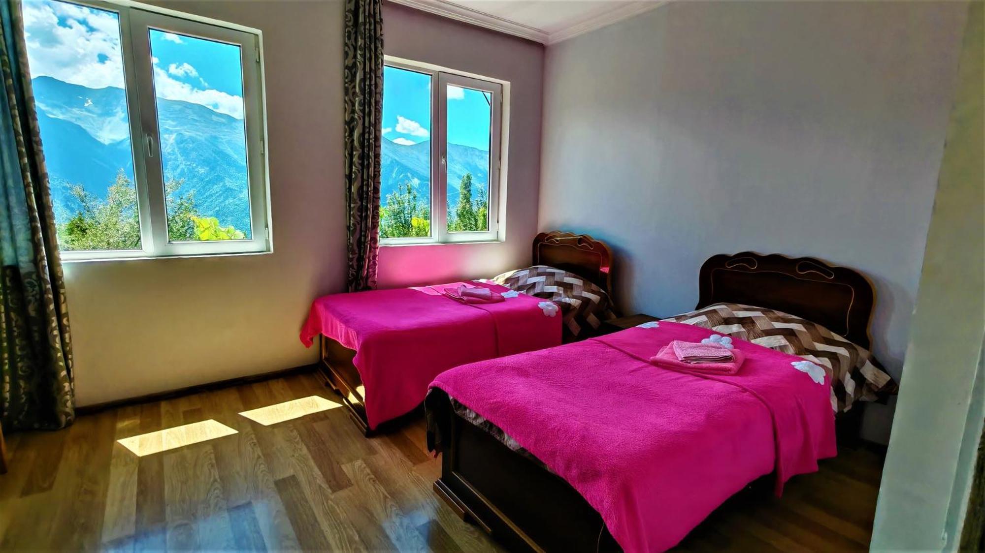 Gujejiani Guest House Mestia Zewnętrze zdjęcie