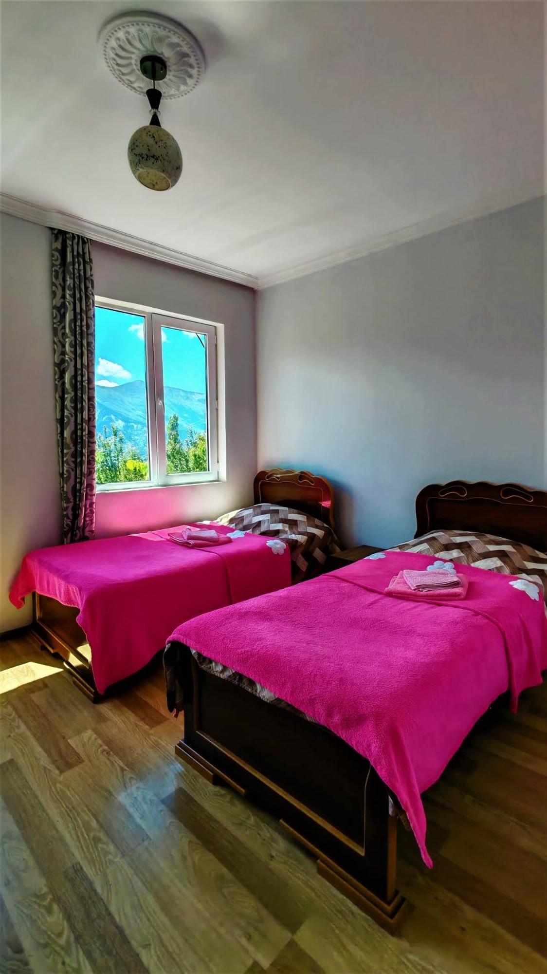 Gujejiani Guest House Mestia Zewnętrze zdjęcie